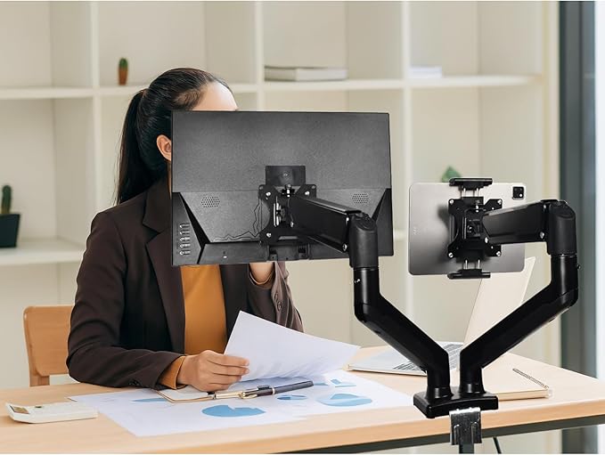 Universal VESA Mount Adapter Max 15.6" - 75 x 75, 100 x 100 VESA