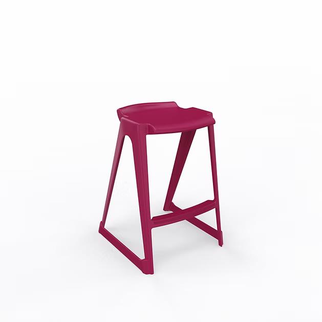 Spaceforme en one Skidbase Low Back Stool